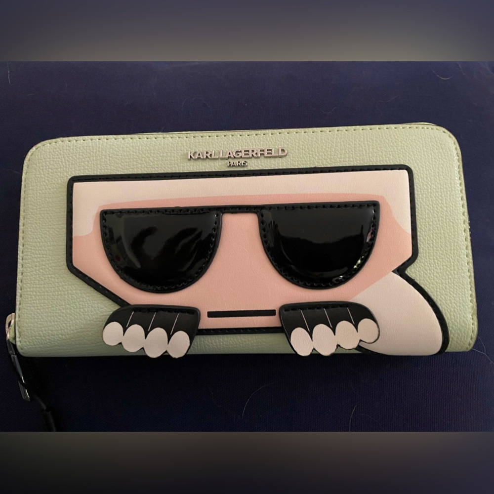 Karl Lagerfeld wallet